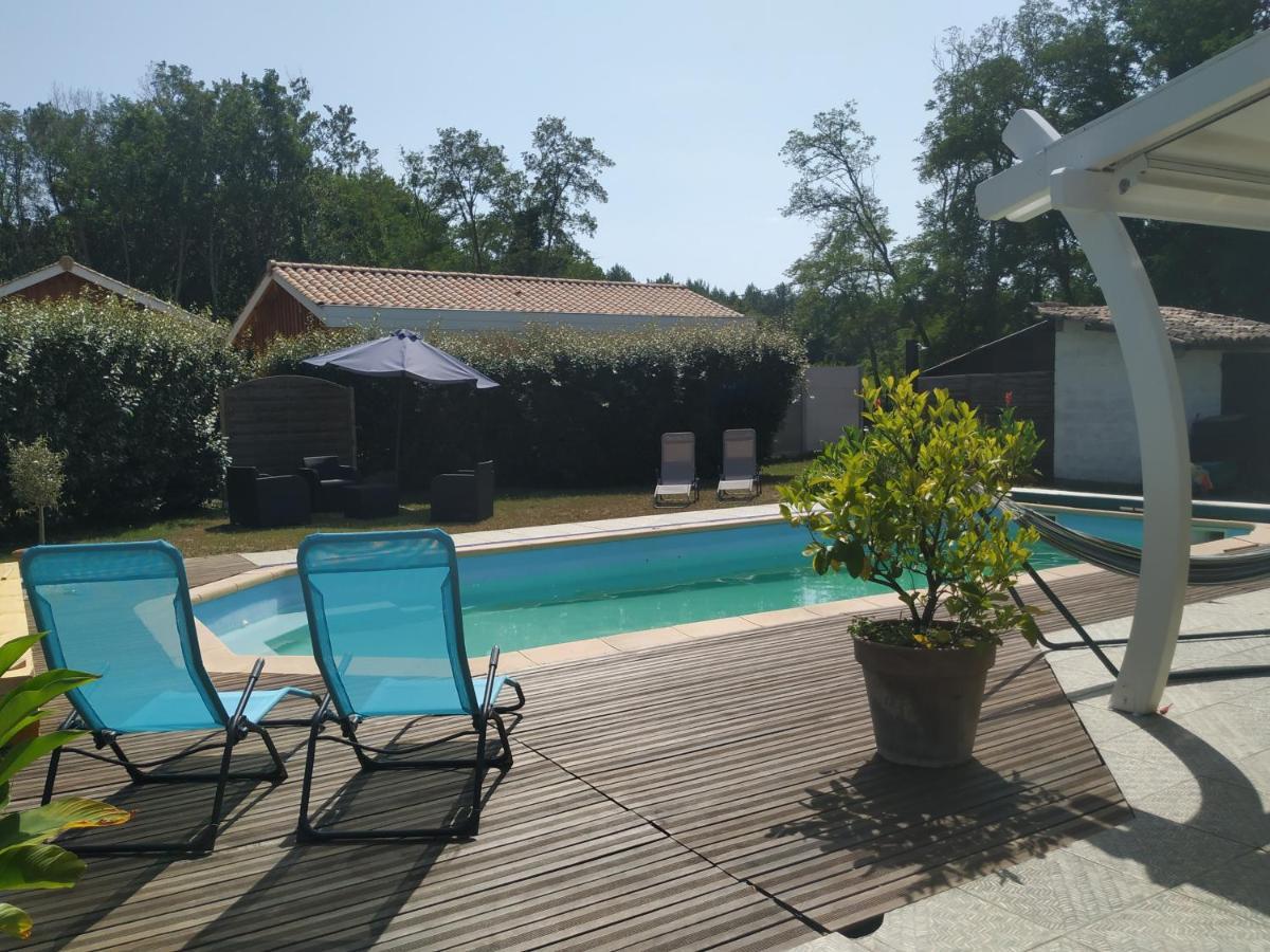 Bed and Breakfast La Resiniere De Pirique Паранти-ан-Борн Экстерьер фото